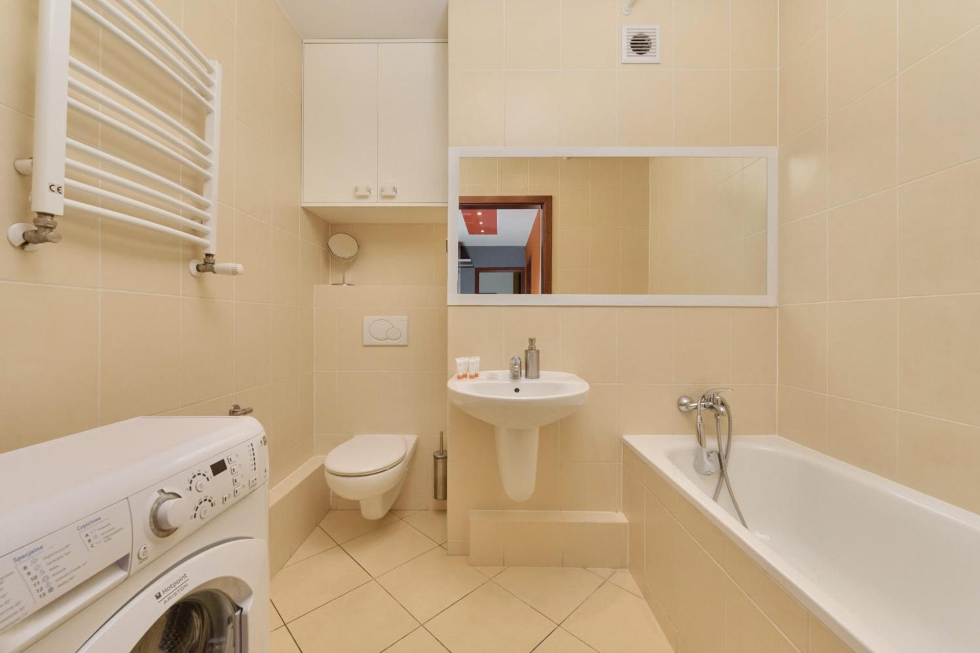 Teczowa Apartment In Wroclaw By Rent Like Home Екстериор снимка
