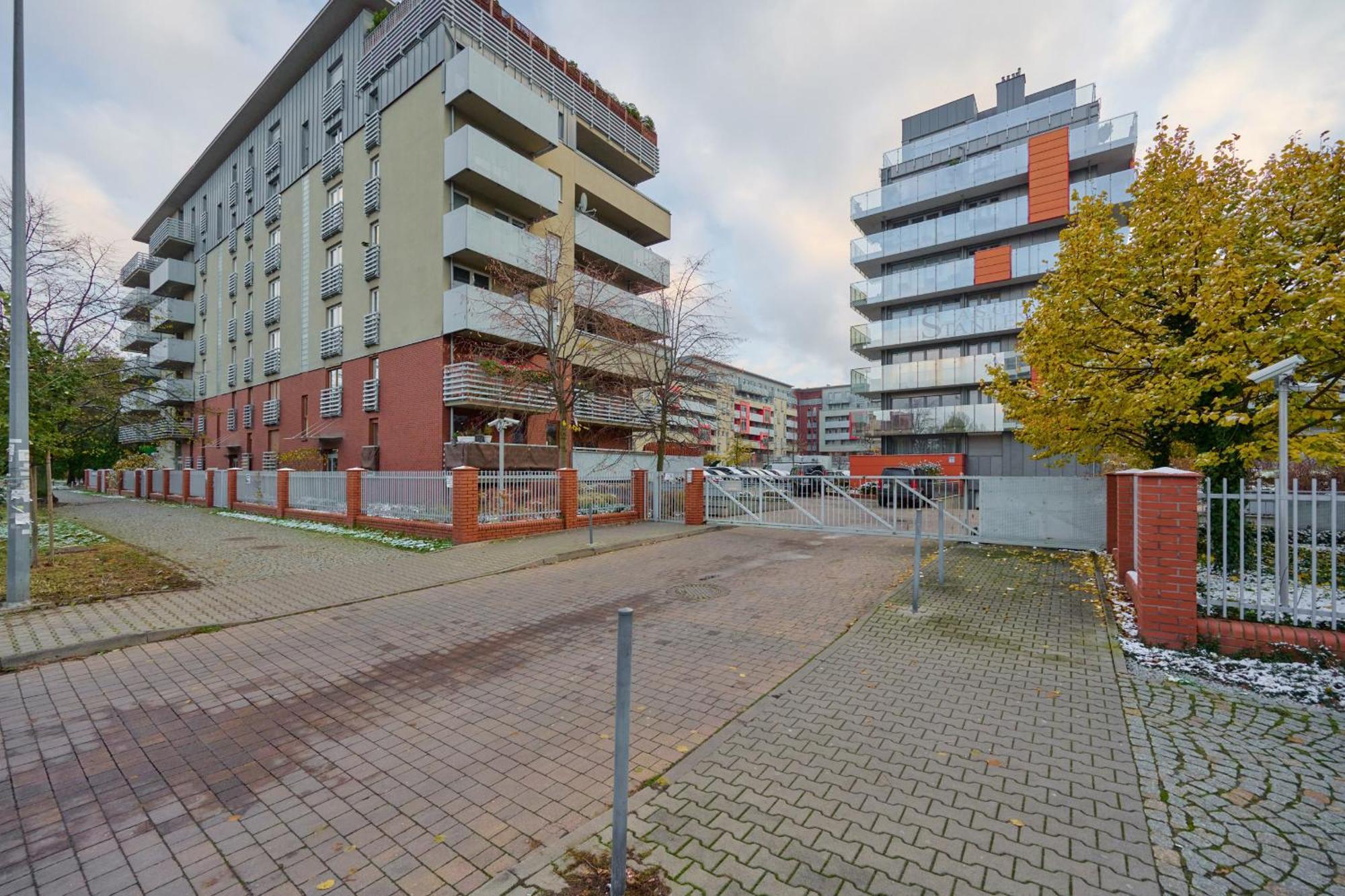 Teczowa Apartment In Wroclaw By Rent Like Home Екстериор снимка